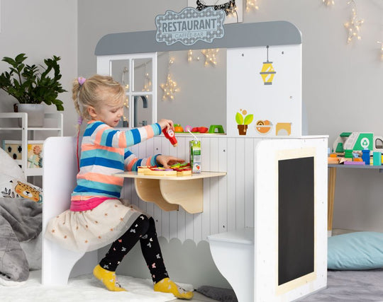 Houten Restaurant & Keuken 2-in-1