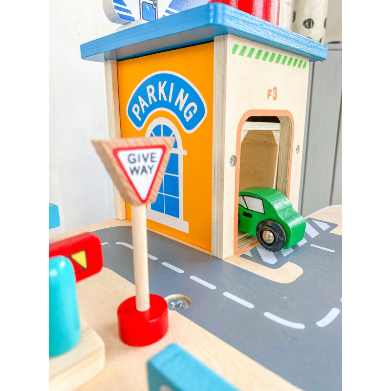 Houten parkeergarage - met 3 verdiepingen