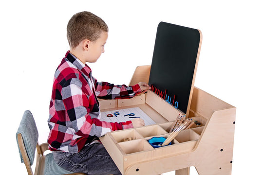 Multisensory Art Table/Desk Luula