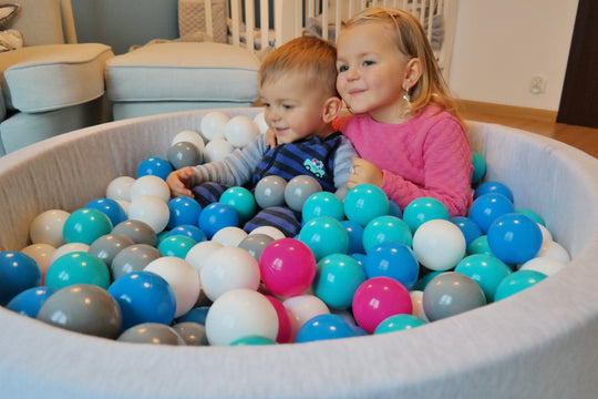 Grey ball pit + 300 balls