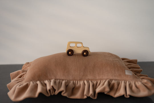 Houten auto - Offroad - Terreinwagen - Jeep