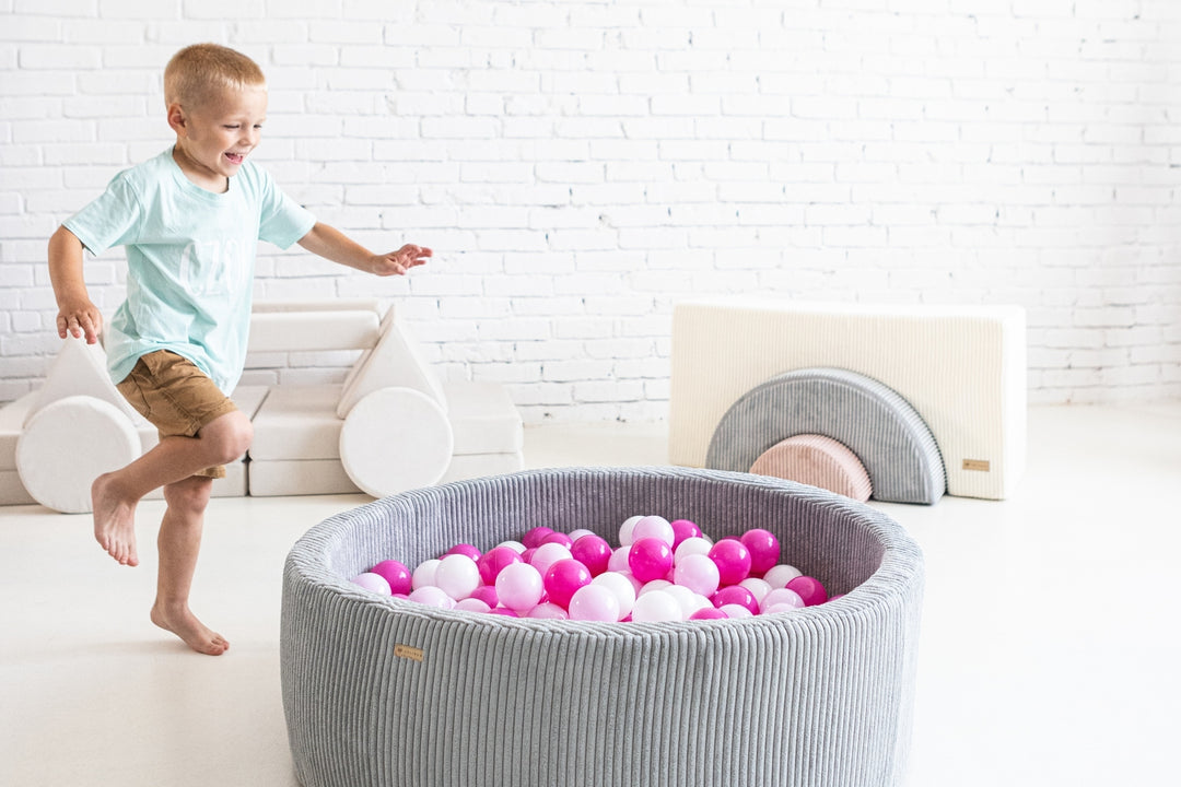 Ball pit + 200 balls, corduroy fabric