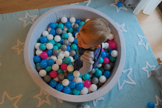 Grey ball pit + 300 balls