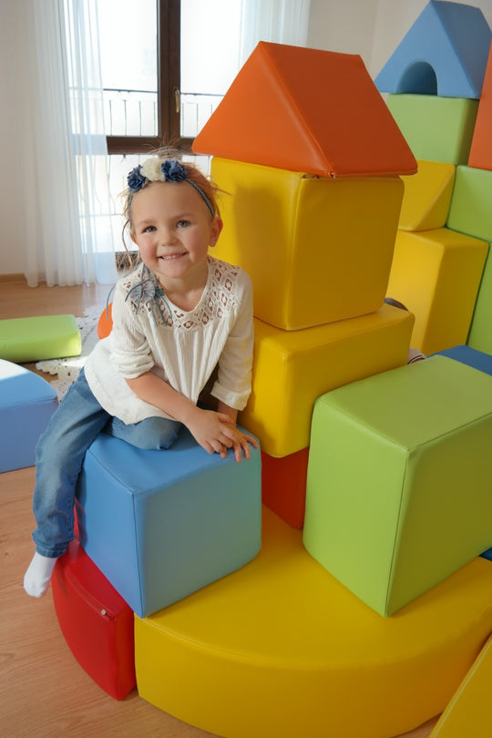 Castle + wheel set of 15 large foam blocks