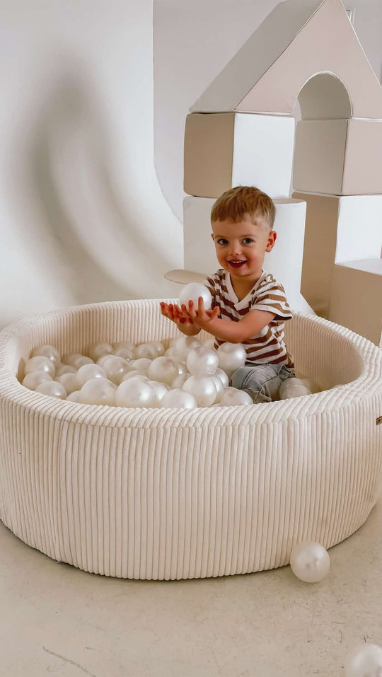 Ball pit + 300 balls, corduroy fabric