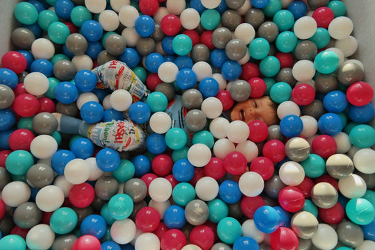 Soft Jersey ball pit with 600 balls, 120x120 cm