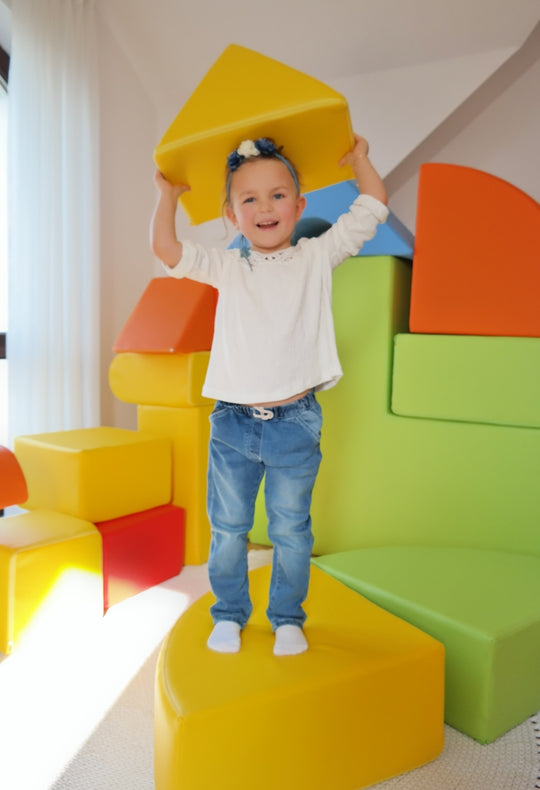 Castle + wheel set of 15 large foam blocks