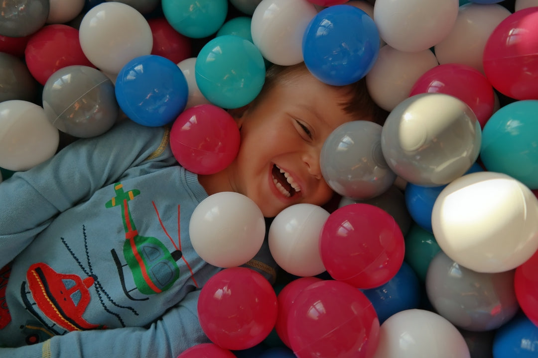 Soft Jersey ball pit with 900 balls, 120x120 cm