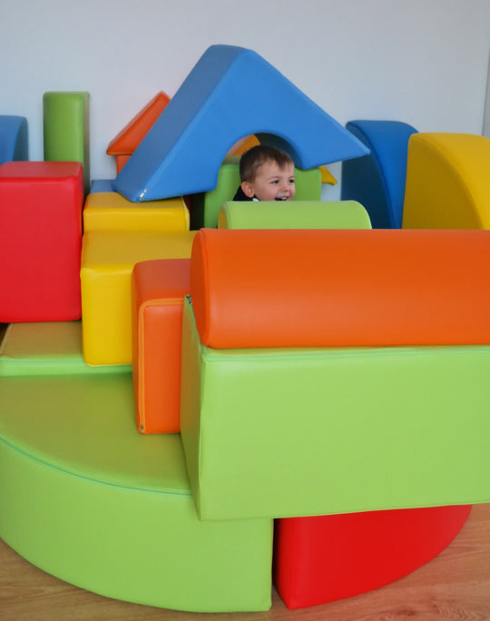 Castle + wheel set of 15 large foam blocks