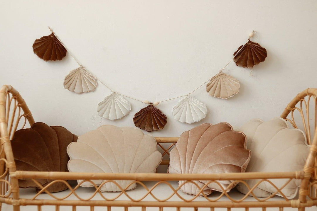 Shell Garland - Beige Pearl