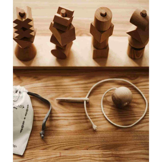 Wooden Threading Needle XL